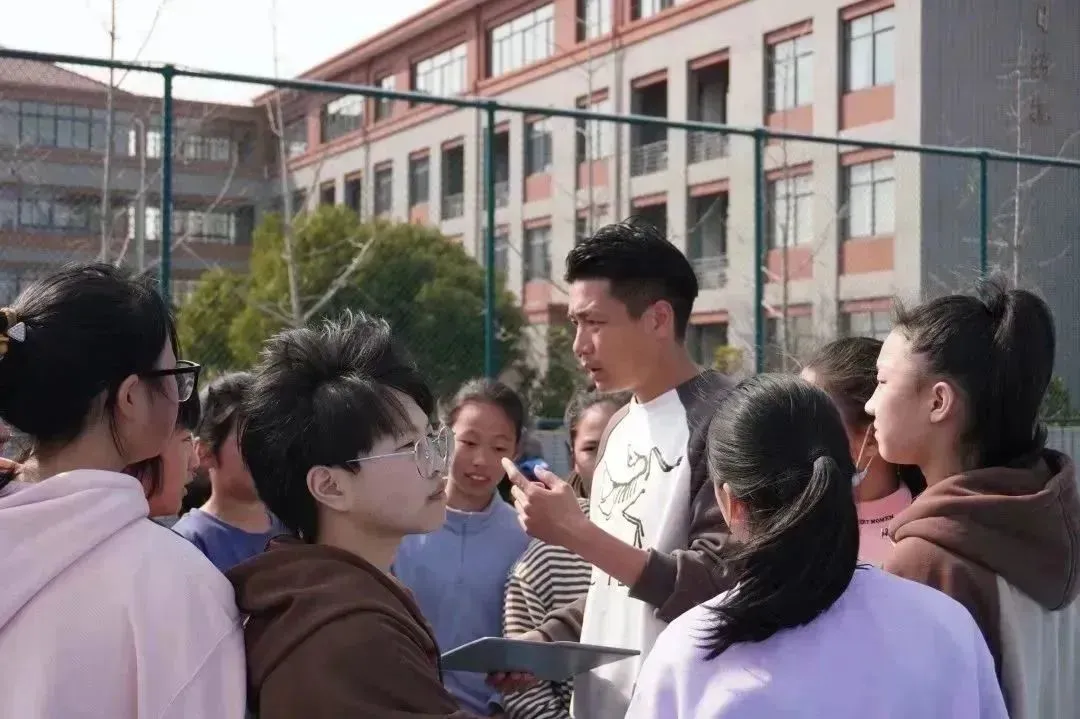 如何使用智能健身设备进行篮球专项训练_0